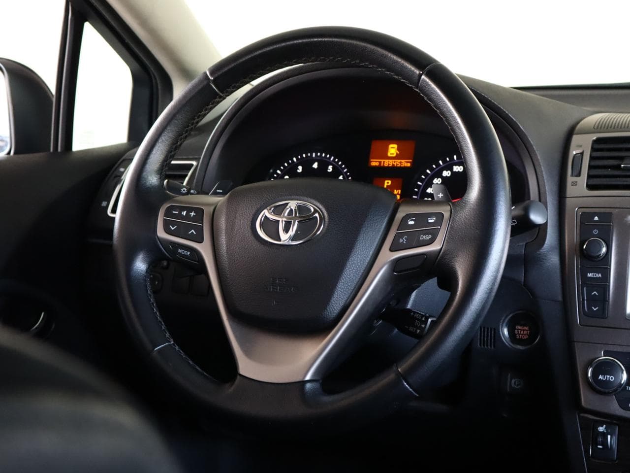 2012 Toyota AVENSIS - 20