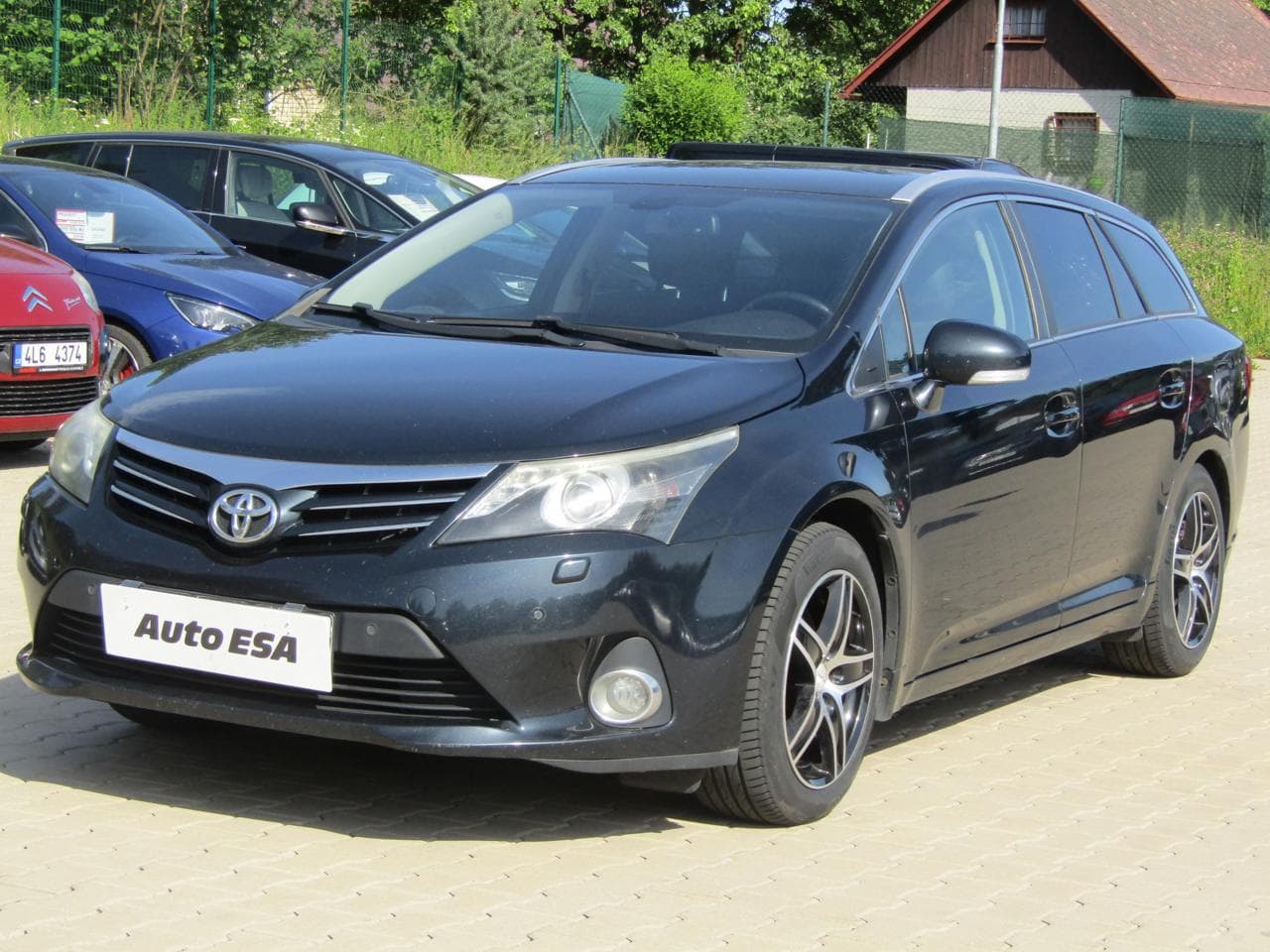 2013 Toyota AVENSIS - 3