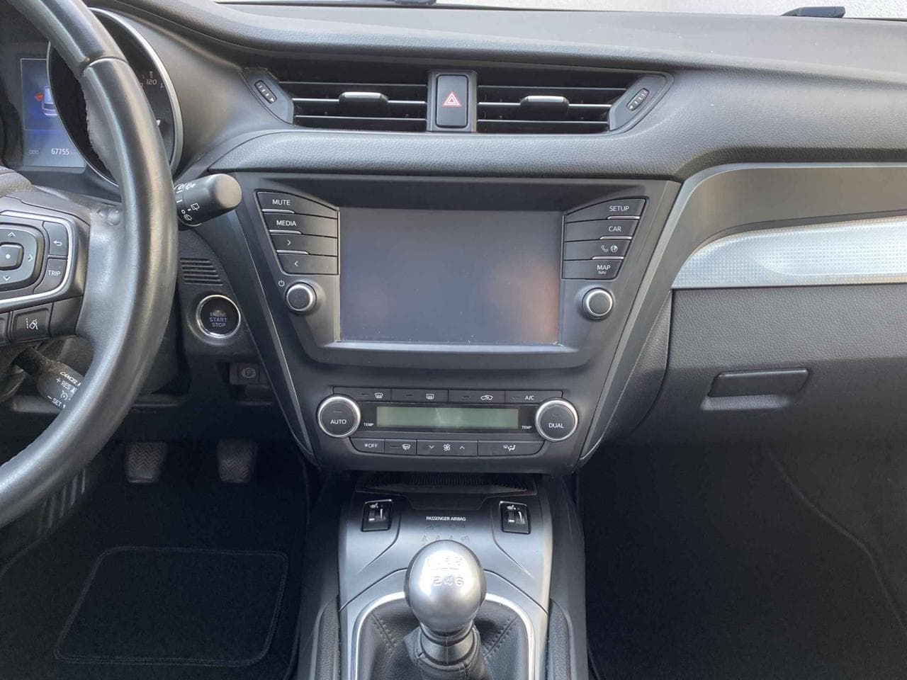 2018 Toyota AVENSIS - 12
