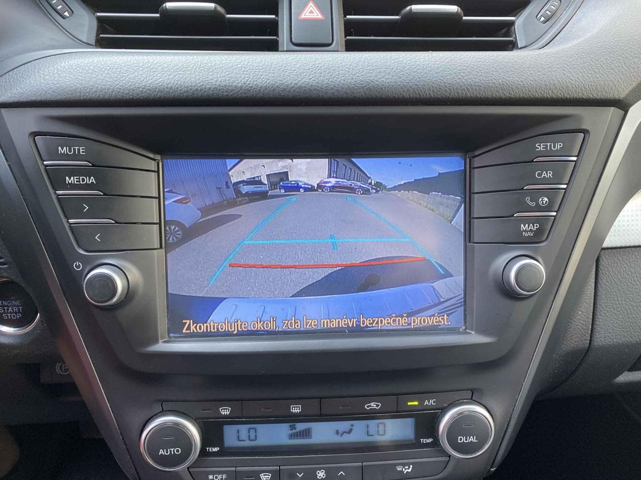 2018 Toyota AVENSIS - 17