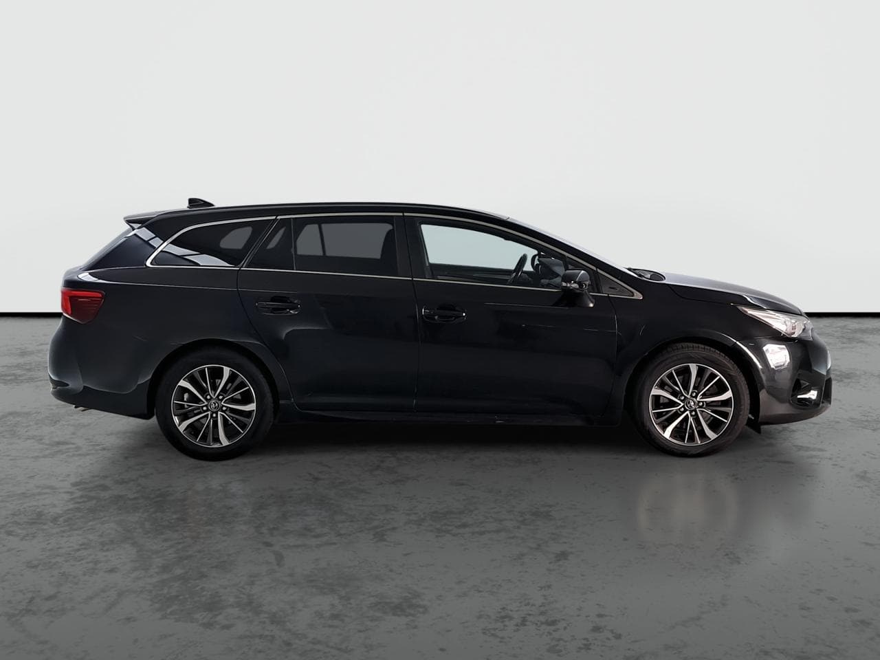 2017 Toyota AVENSIS - 8