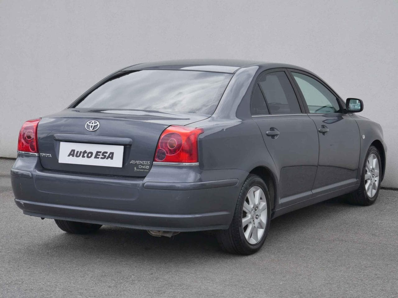 2005 Toyota AVENSIS - 4