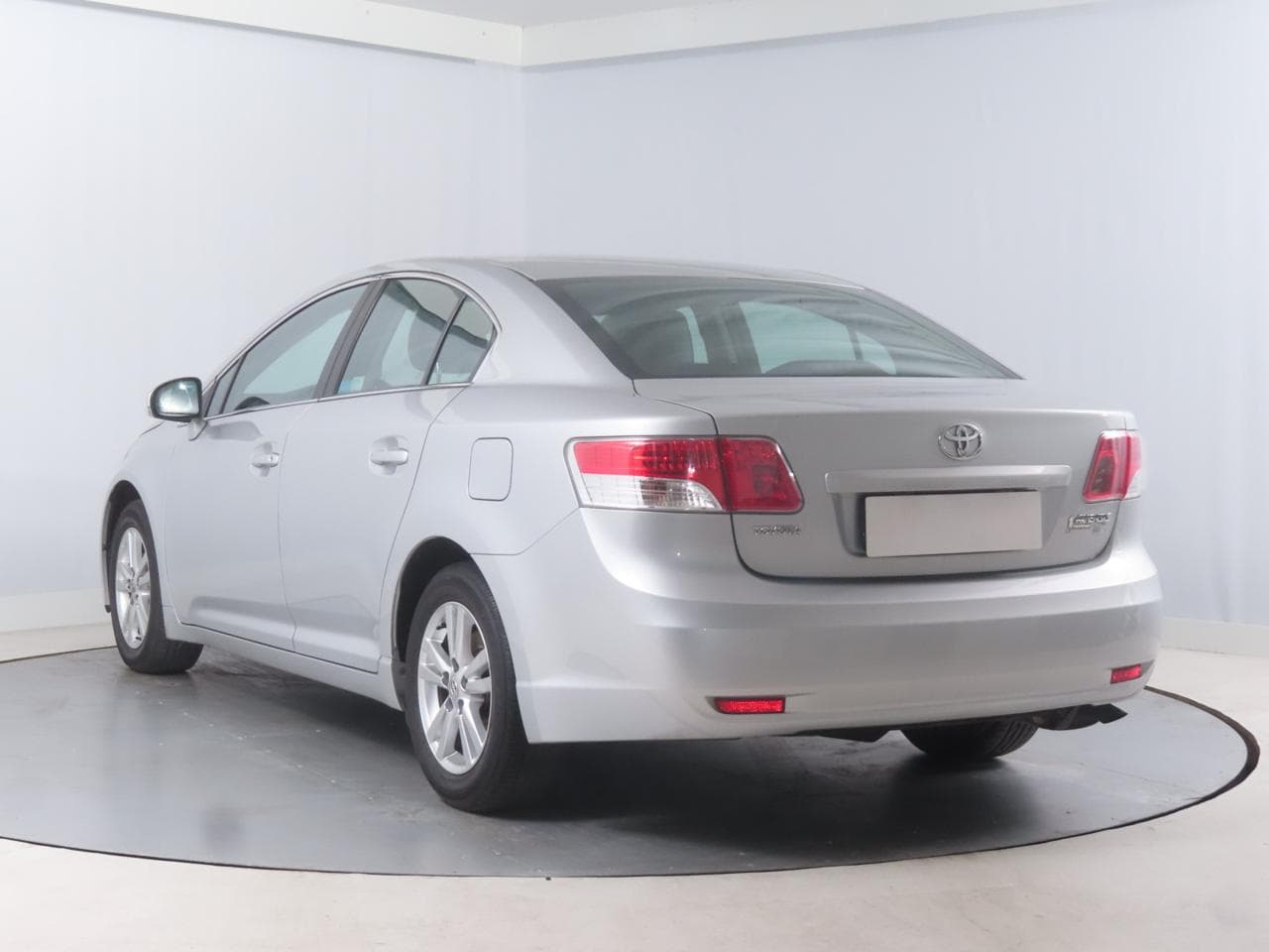 2009 Toyota AVENSIS - 5