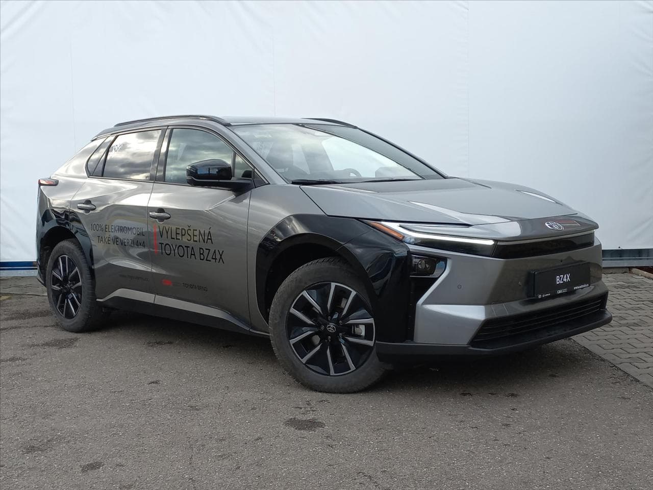 2025 Toyota Bz4x - 4