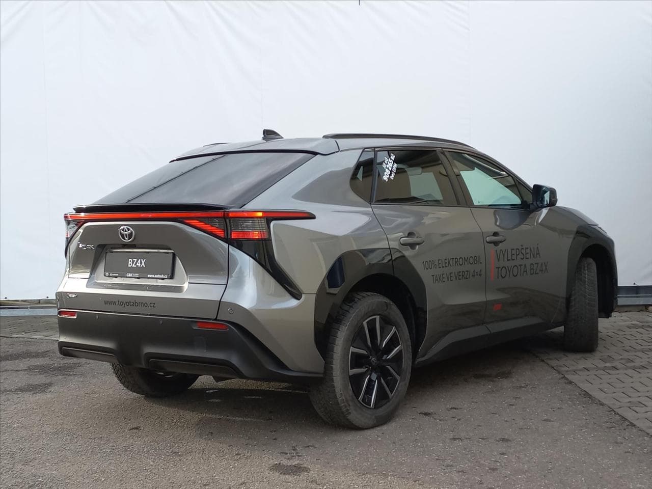 2025 Toyota Bz4x - 2