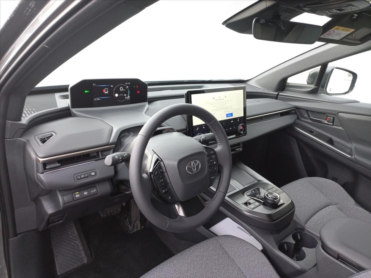 2025 Toyota Bz4x - 10