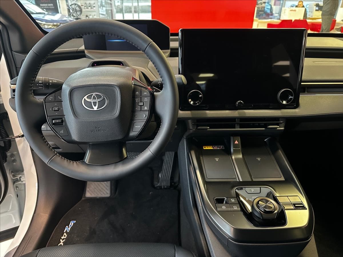 2025 Toyota Bz4x - 6