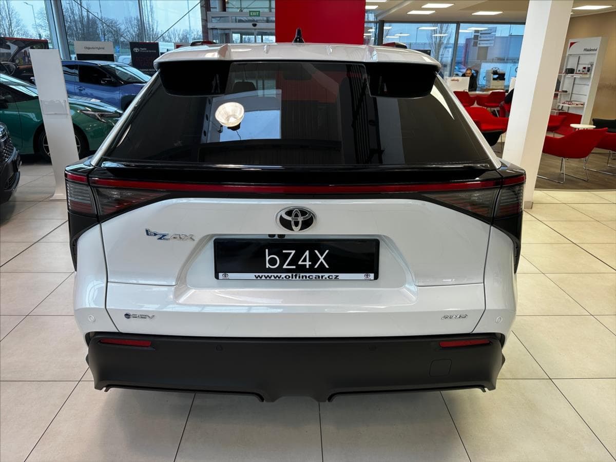 2025 Toyota Bz4x - 5