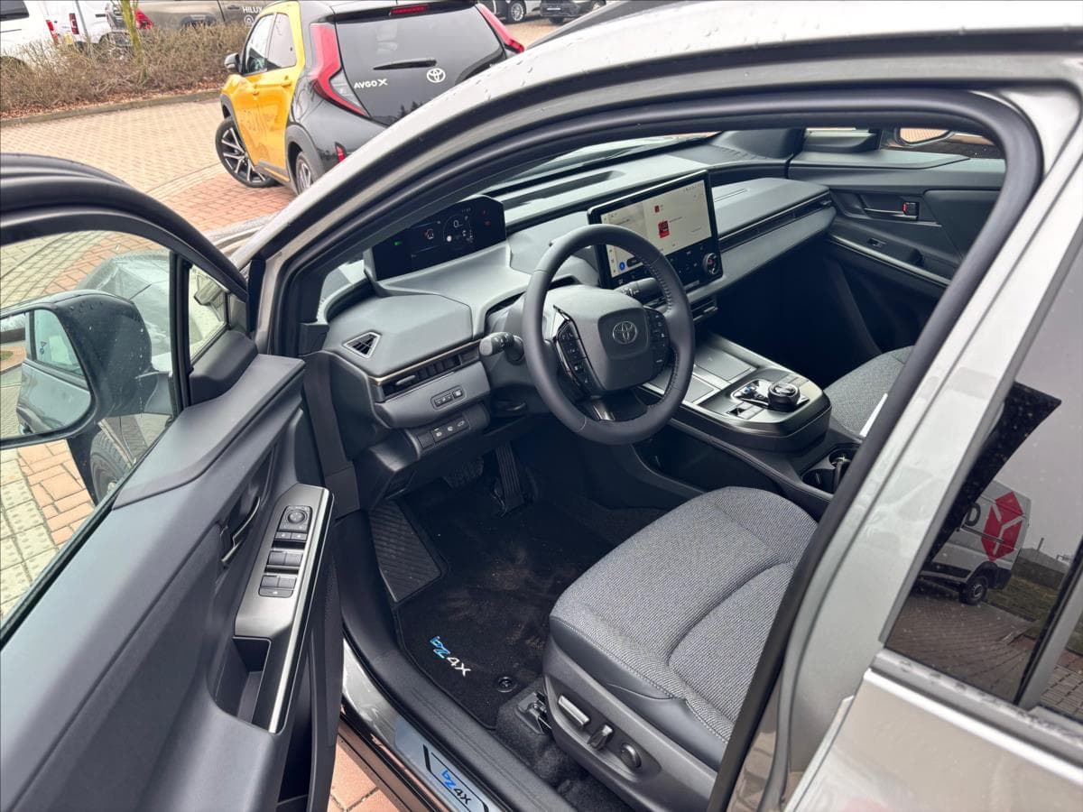 2026 Toyota Bz4x - 10