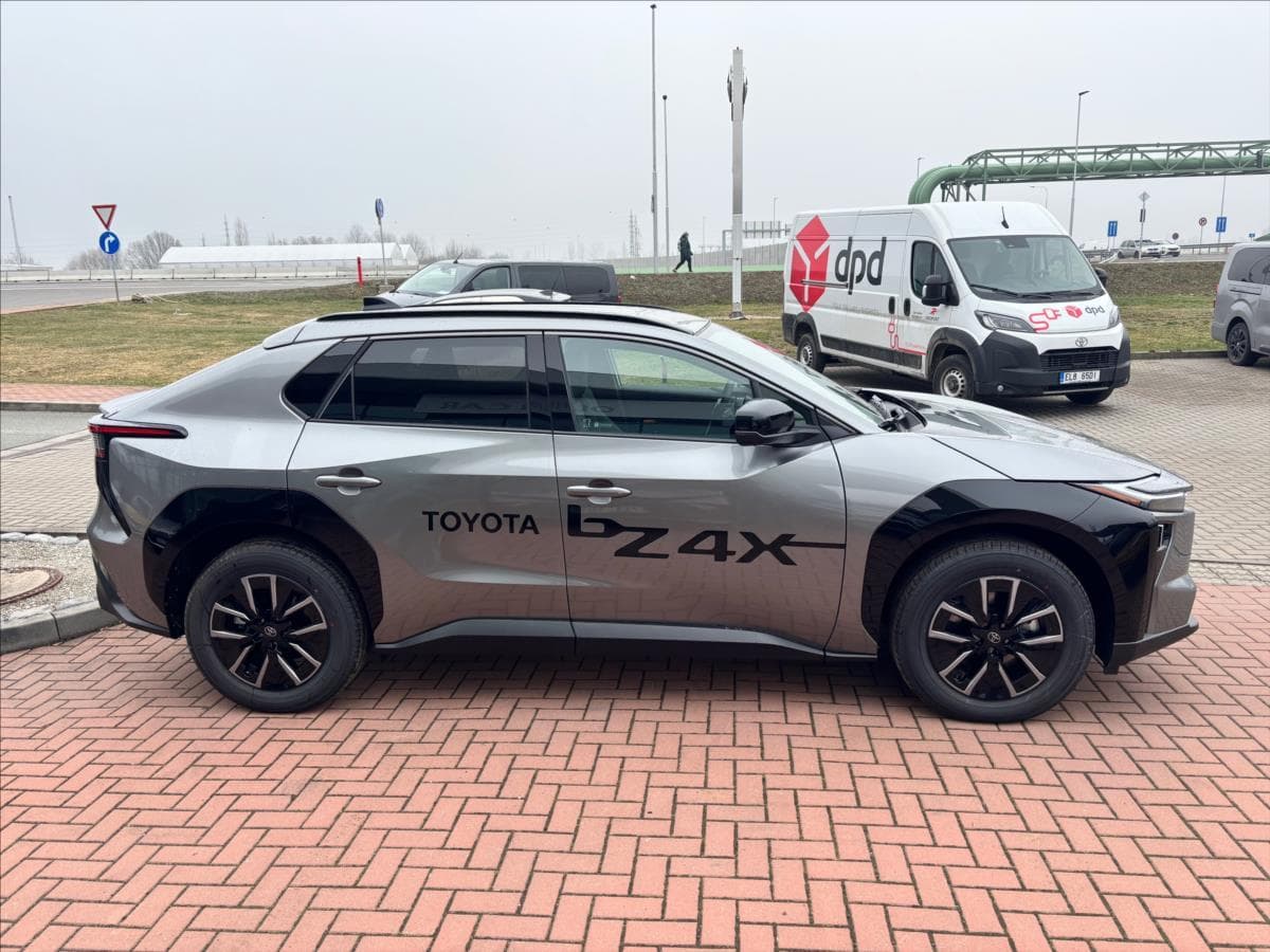 2026 Toyota Bz4x - 4