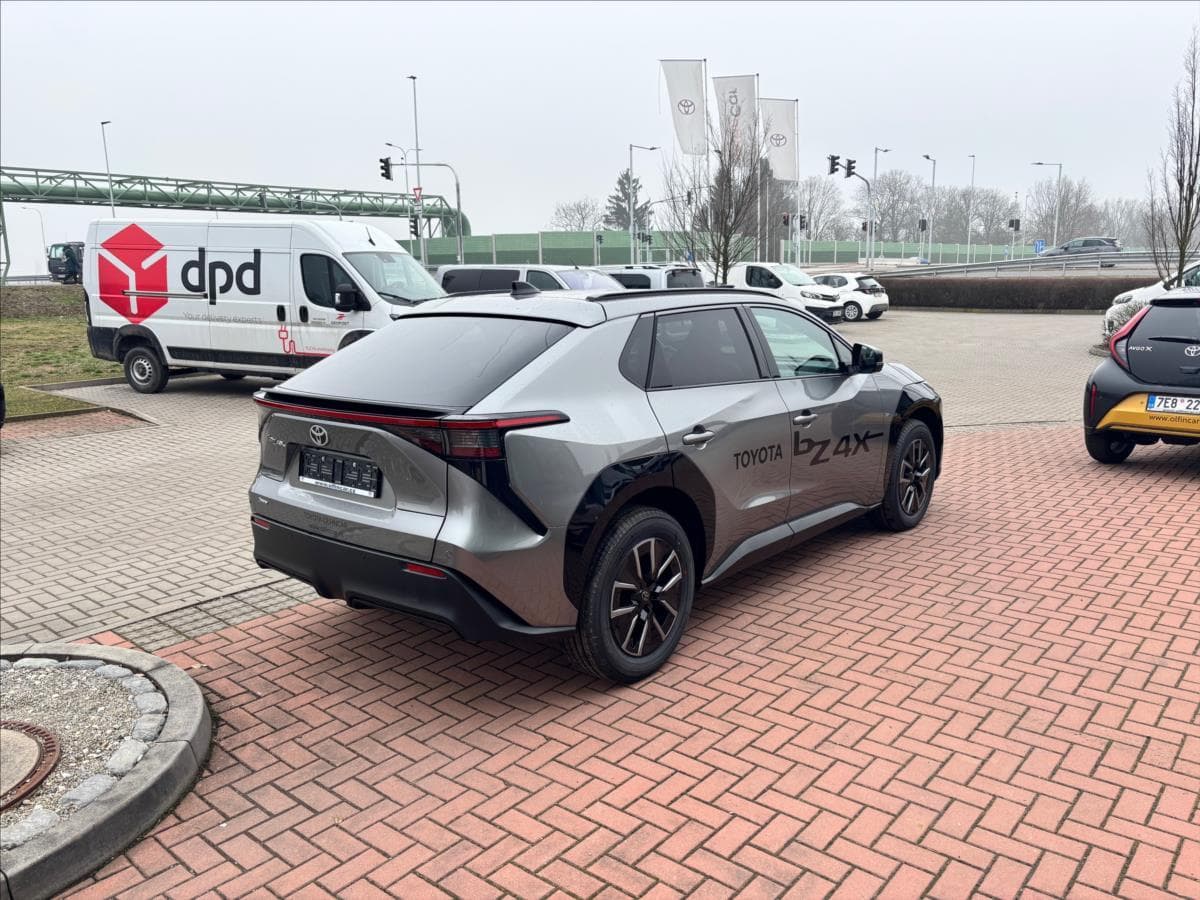 2026 Toyota Bz4x - 5