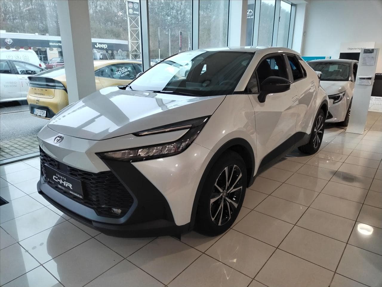 Toyota C-HR 2.0 HYBRID PLUG-IN e-CVT  STYLE CUV