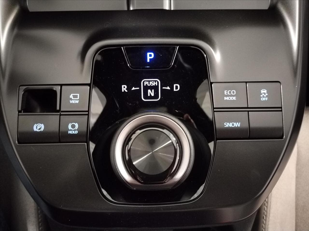 2026 Toyota C-HR - 9