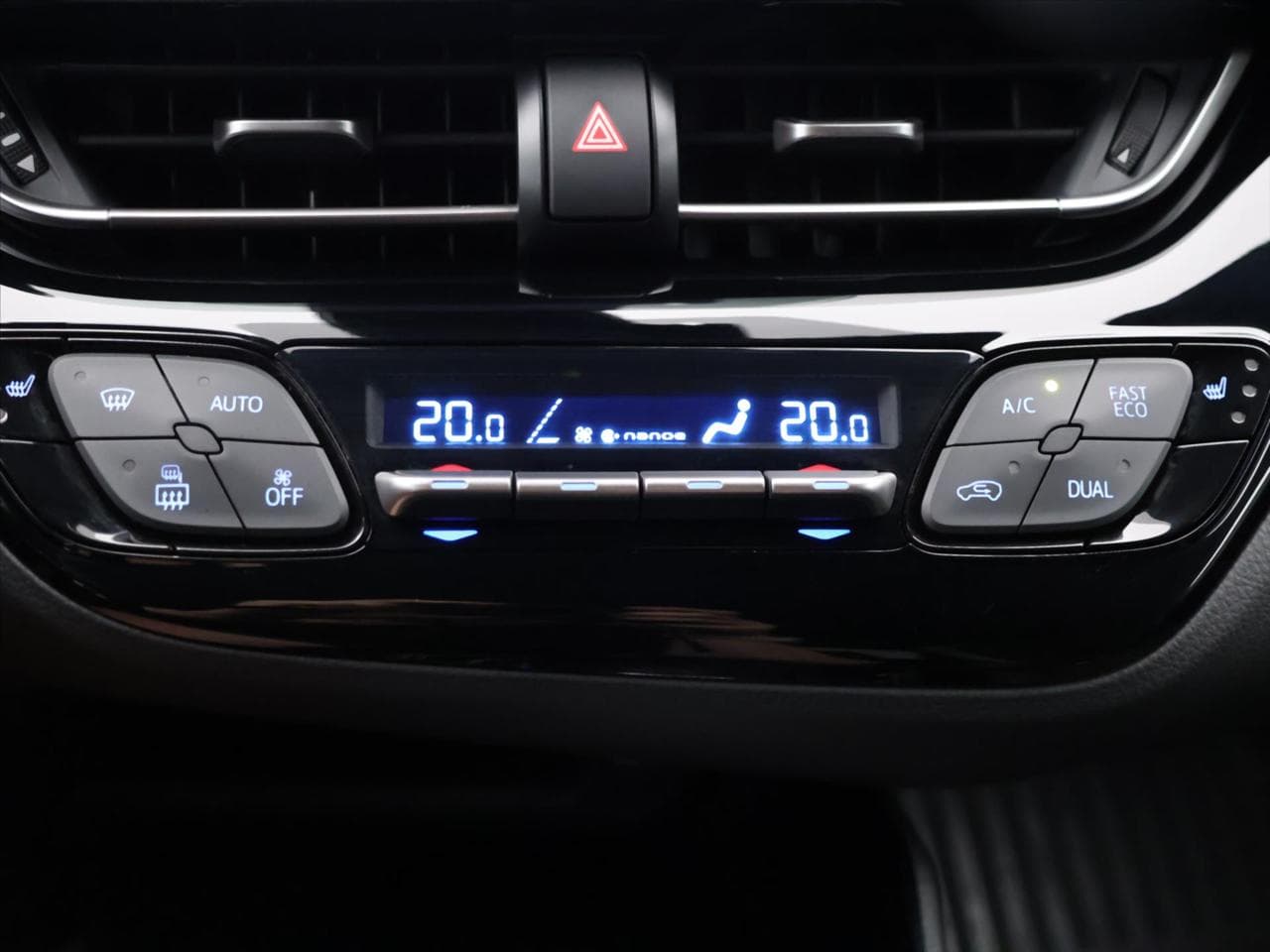 2022 Toyota C-HR - 35