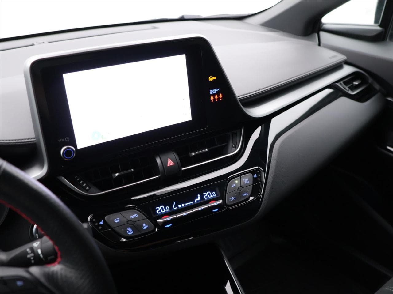 2022 Toyota C-HR - 31
