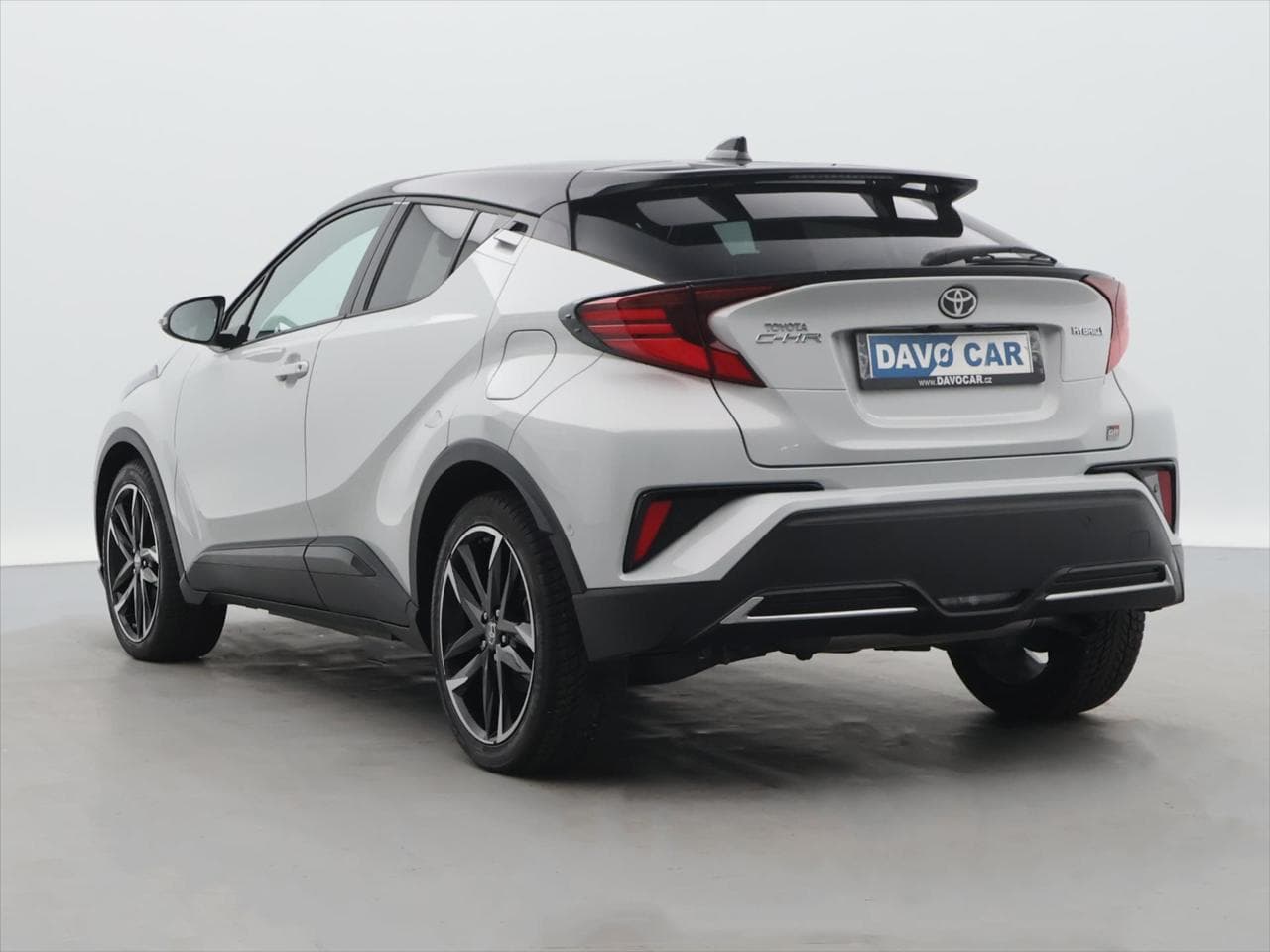 2022 Toyota C-HR - 6