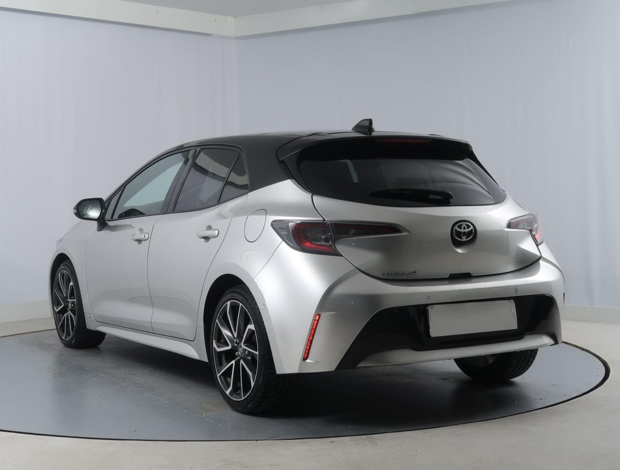 2019 Toyota COROLLA - 5