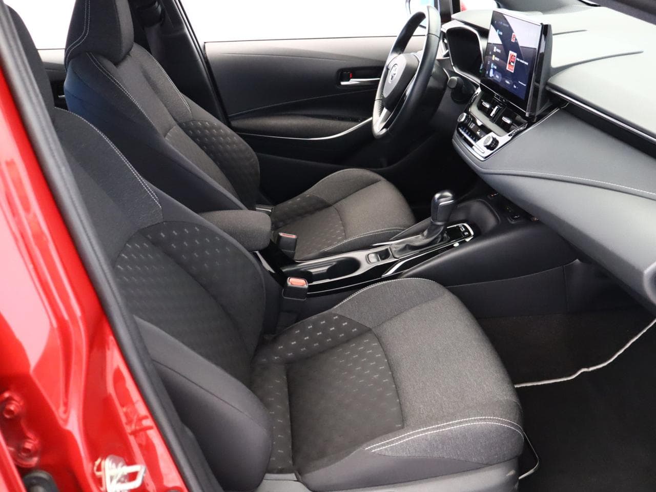 2023 Toyota COROLLA - 18