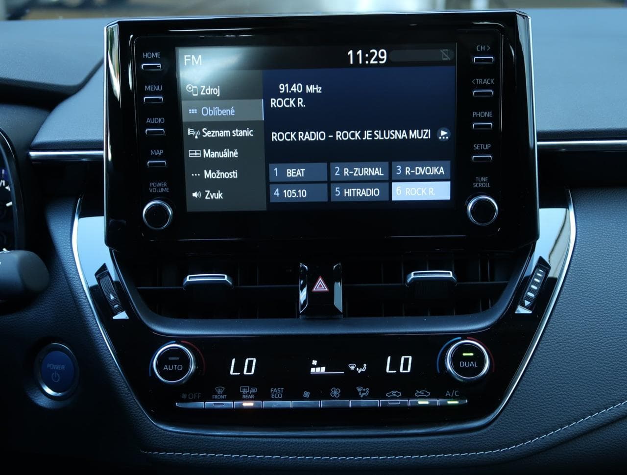 2022 Toyota COROLLA - 31