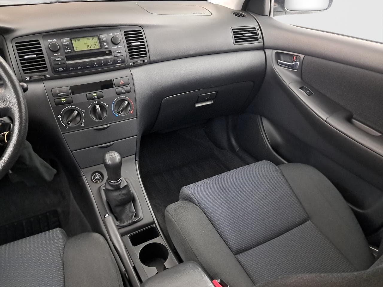 2005 Toyota COROLLA - 11