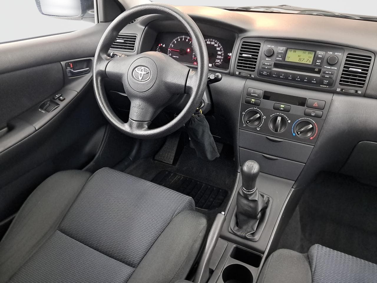 2005 Toyota COROLLA - 9