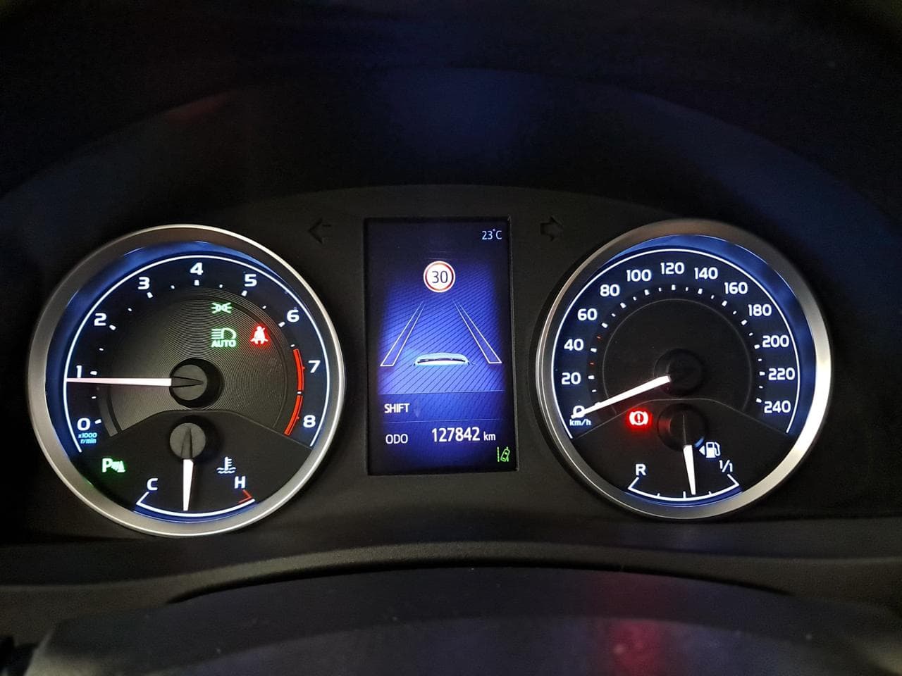 2017 Toyota COROLLA - 17