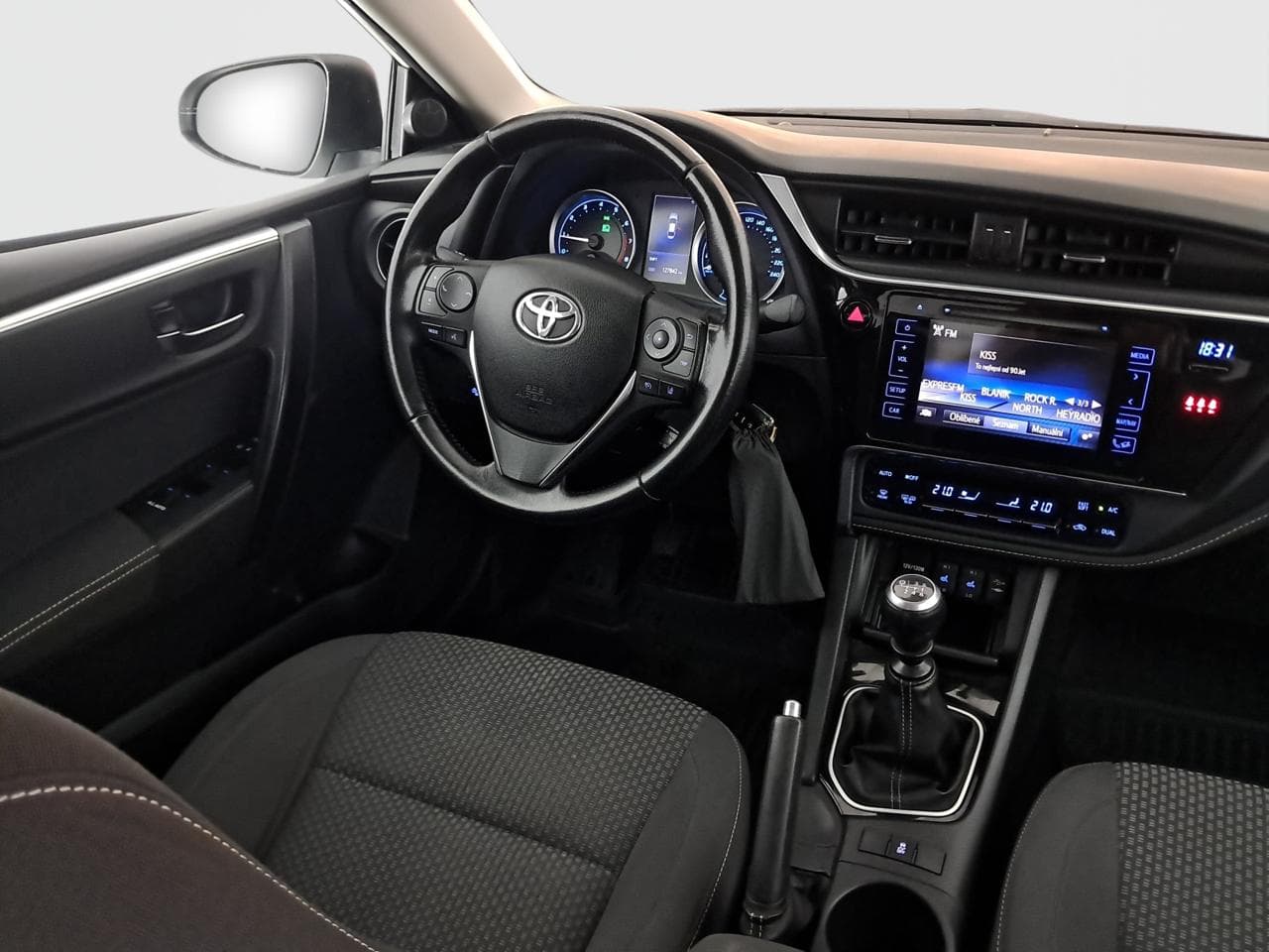 2017 Toyota COROLLA - 9