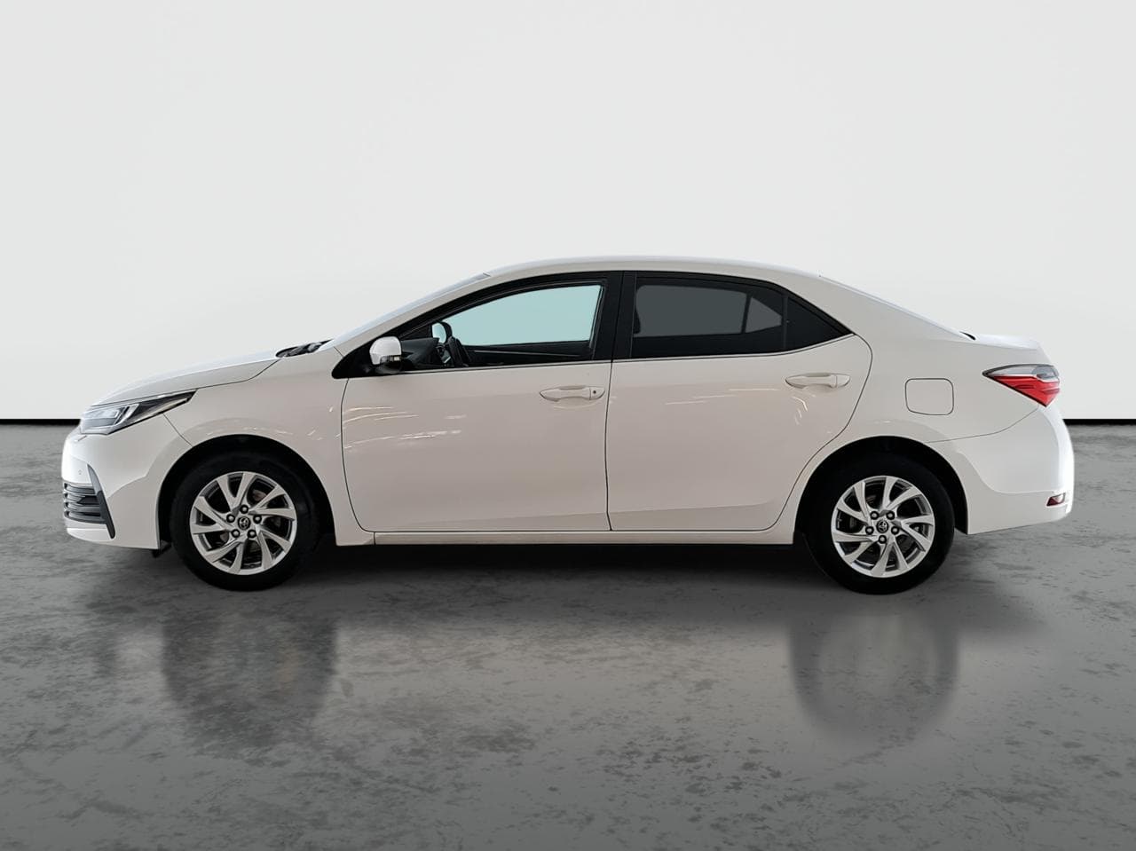 2017 Toyota COROLLA - 4