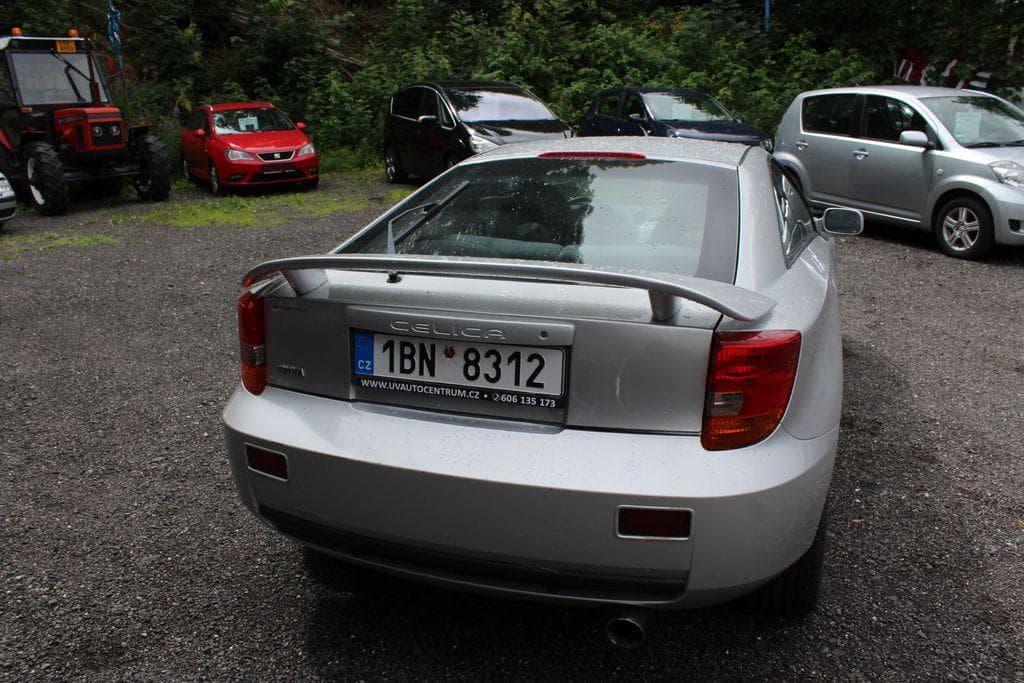 2000 Toyota Celica - 8