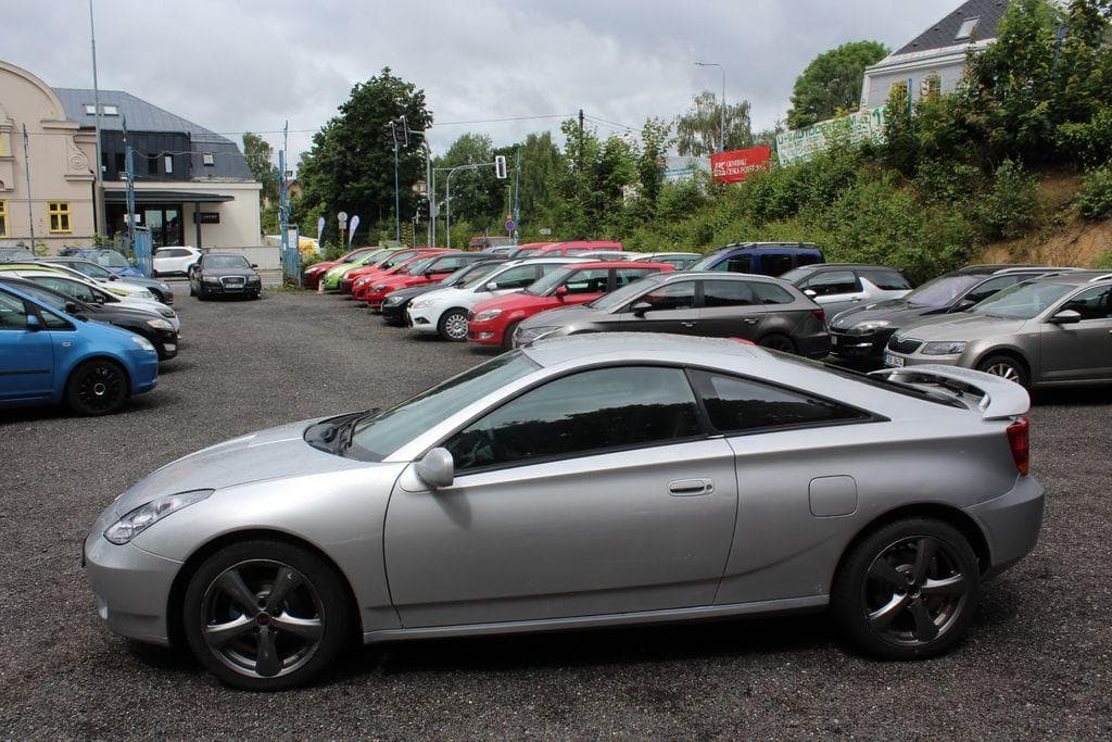 2000 Toyota Celica - 10