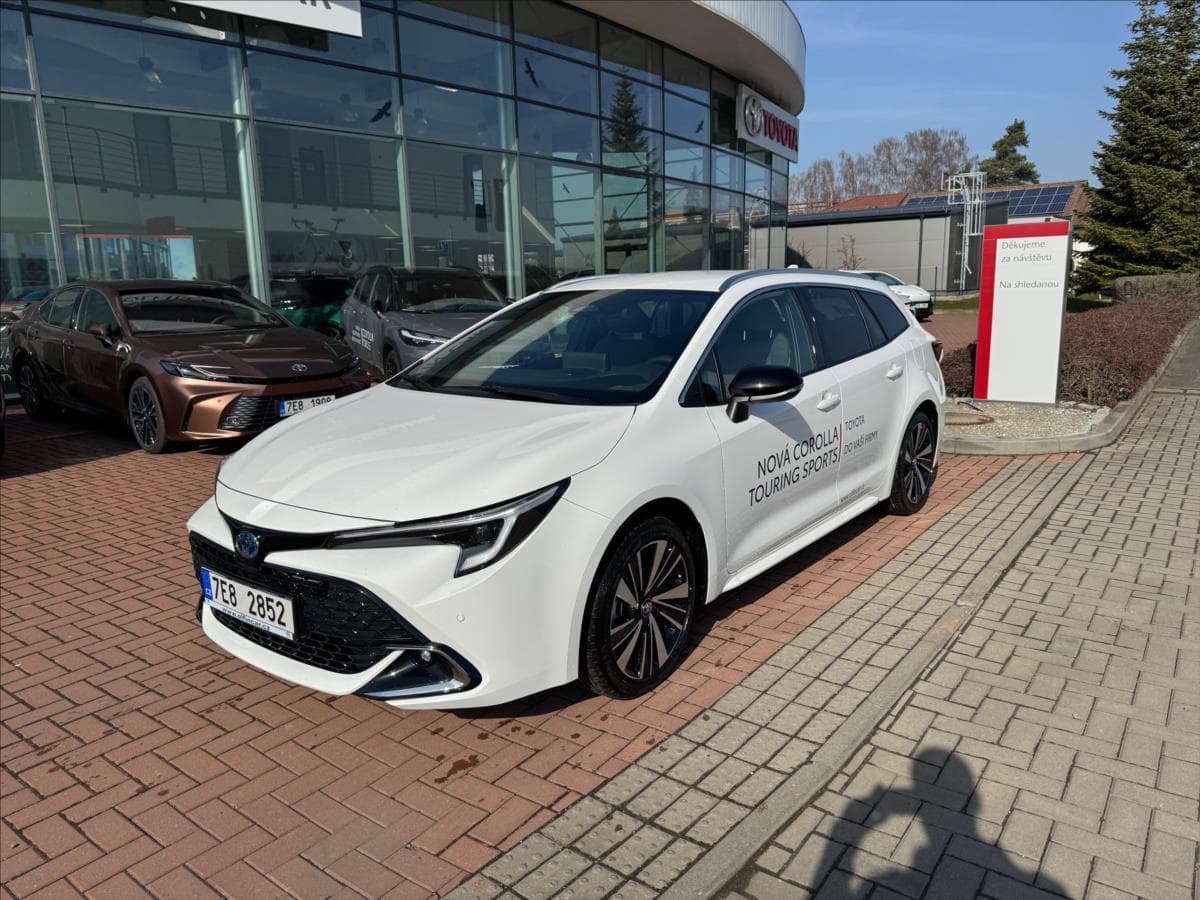 Toyota Corolla 1,8 1.8l HEV Style kombi