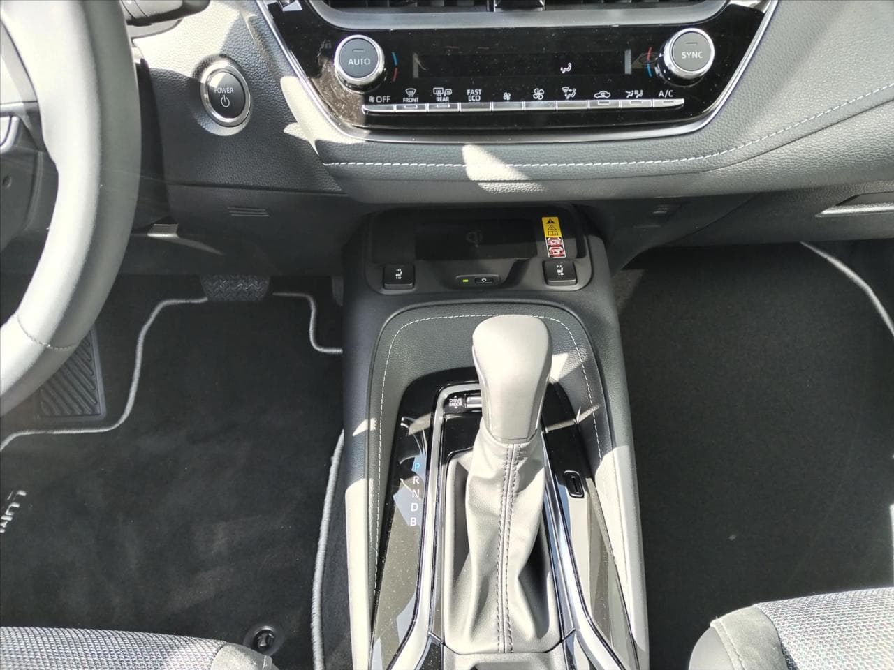 2025 Toyota Corolla - 7