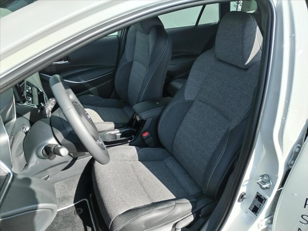 2025 Toyota Corolla - 5