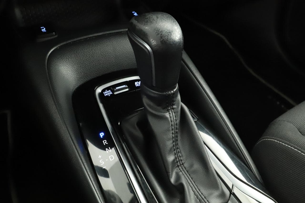 2022 Toyota COROLLA - 38