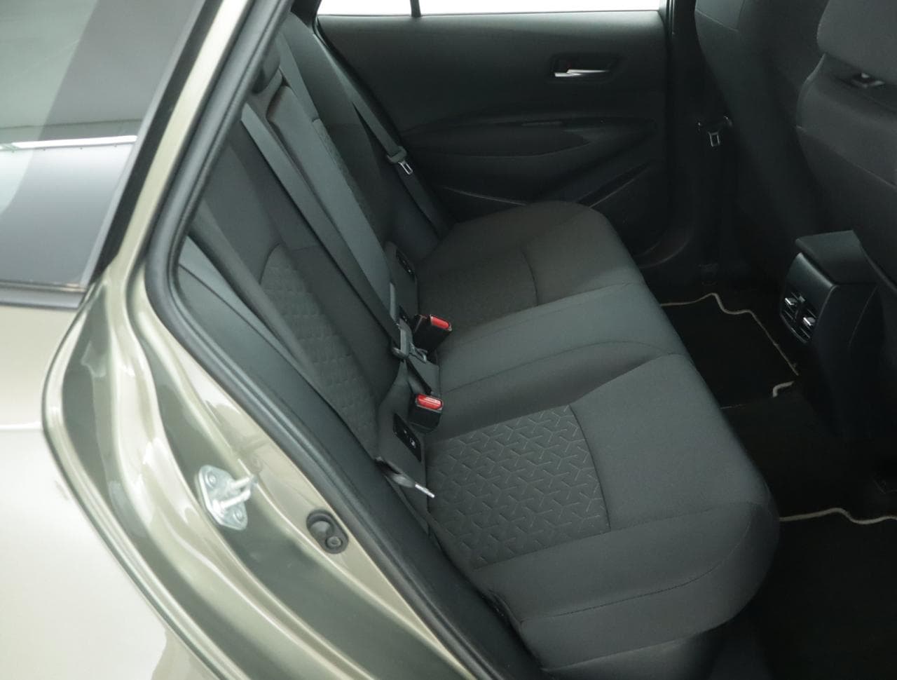 2021 Toyota COROLLA - 13