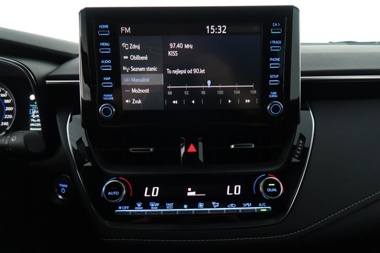 2021 Toyota COROLLA - 18