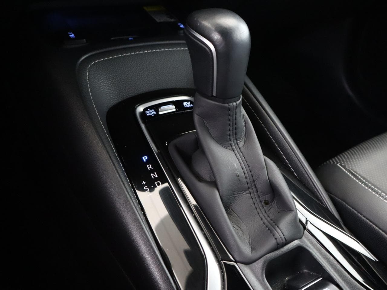 2019 Toyota COROLLA - 17