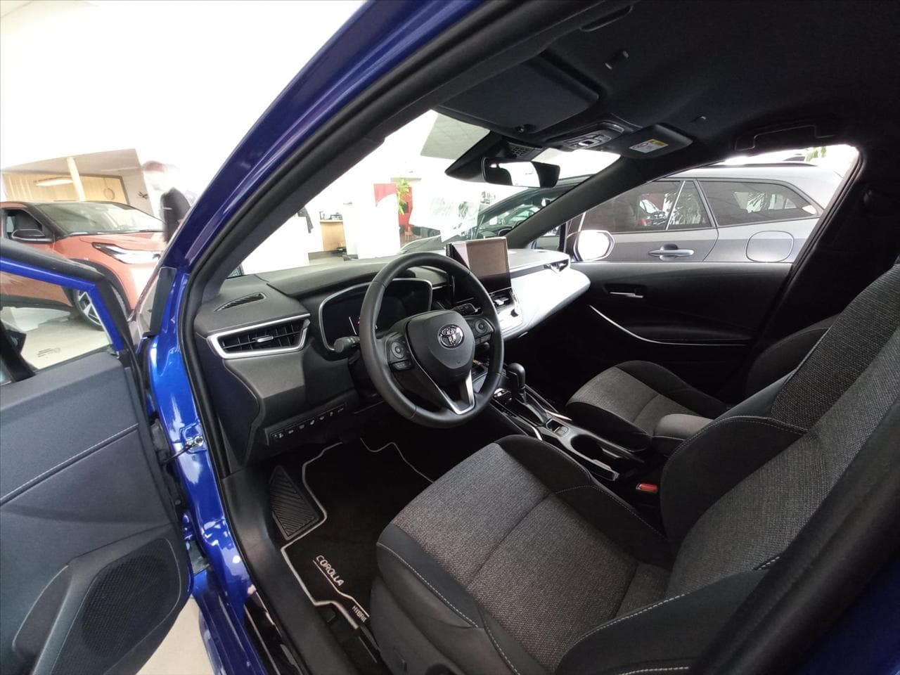 2026 Toyota COROLLA - 8