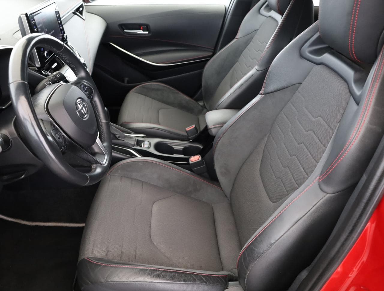 2020 Toyota COROLLA - 13