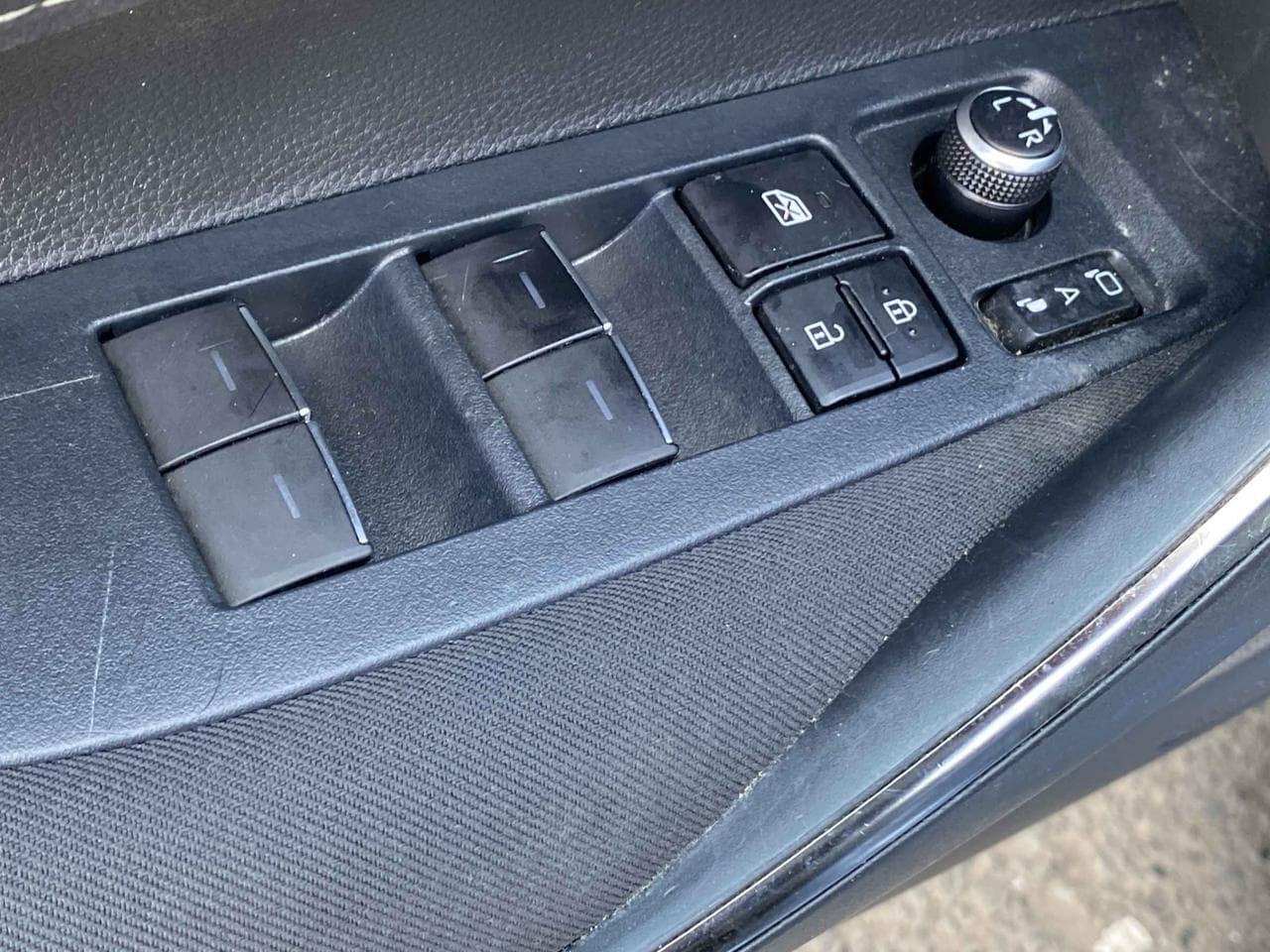 2021 Toyota COROLLA - 11