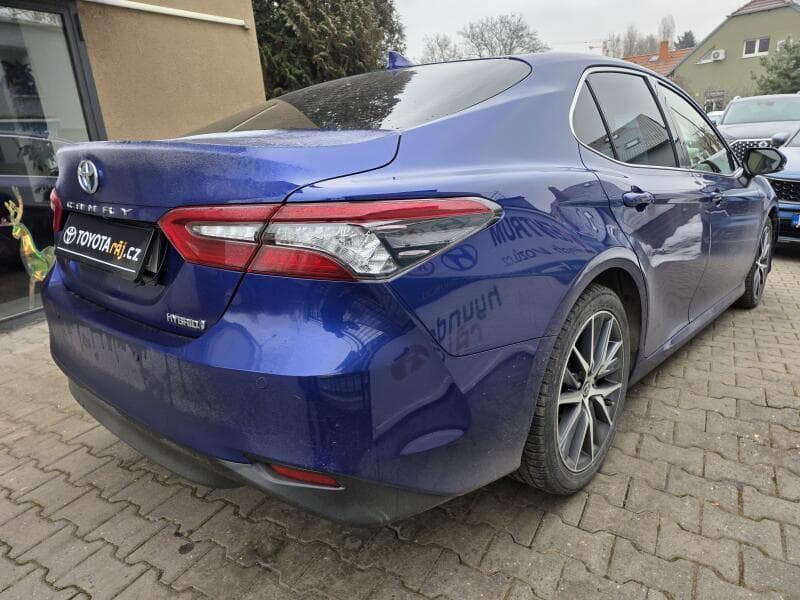 2021 Toyota Camry - 10