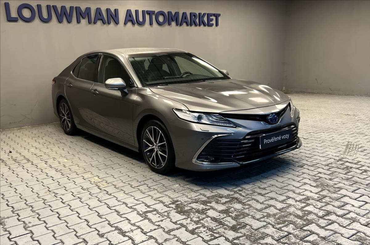 2022 Toyota Camry - 14