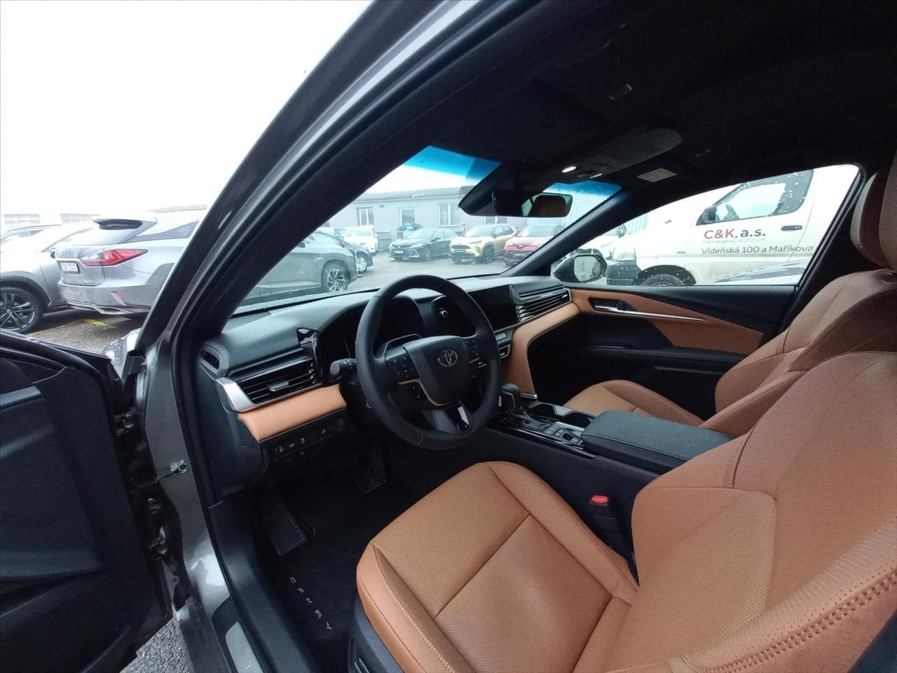 2025 Toyota Camry - 10