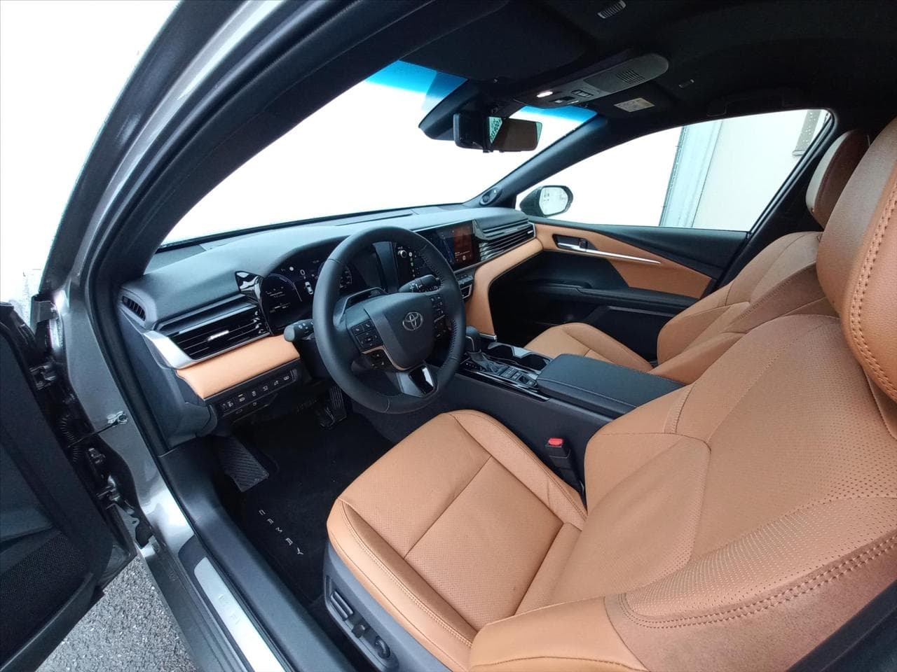 2025 Toyota Camry - 9