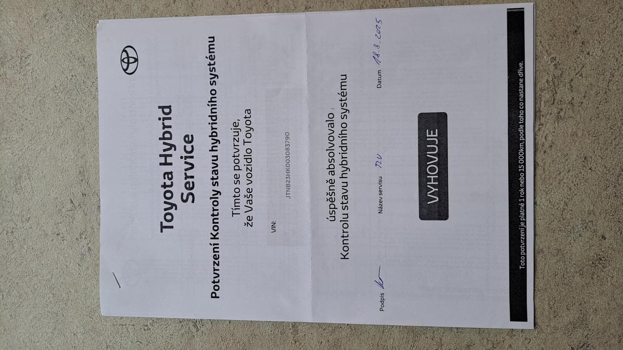 2020 Toyota Camry - 9