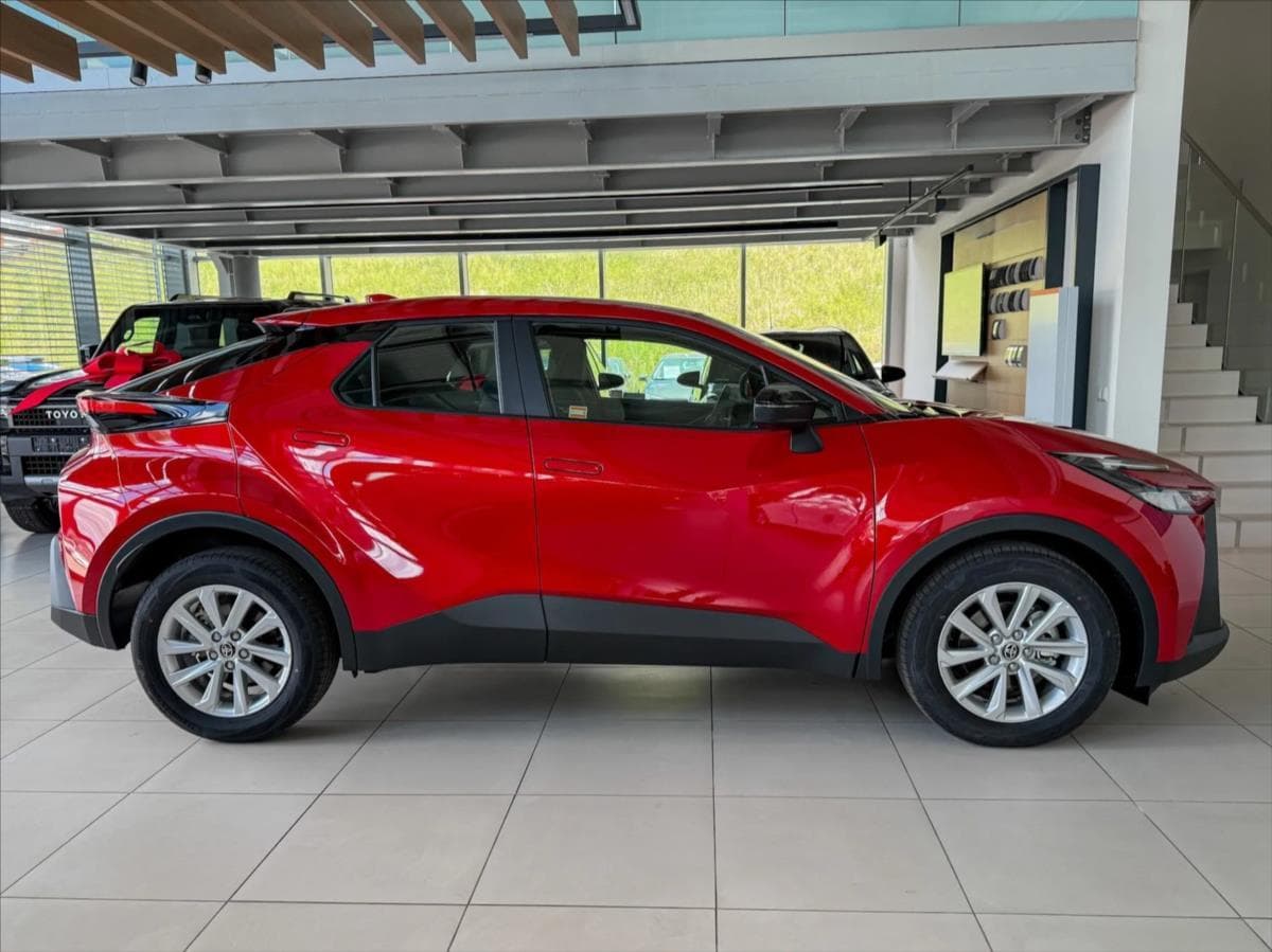 2026 Toyota C-HR - 6