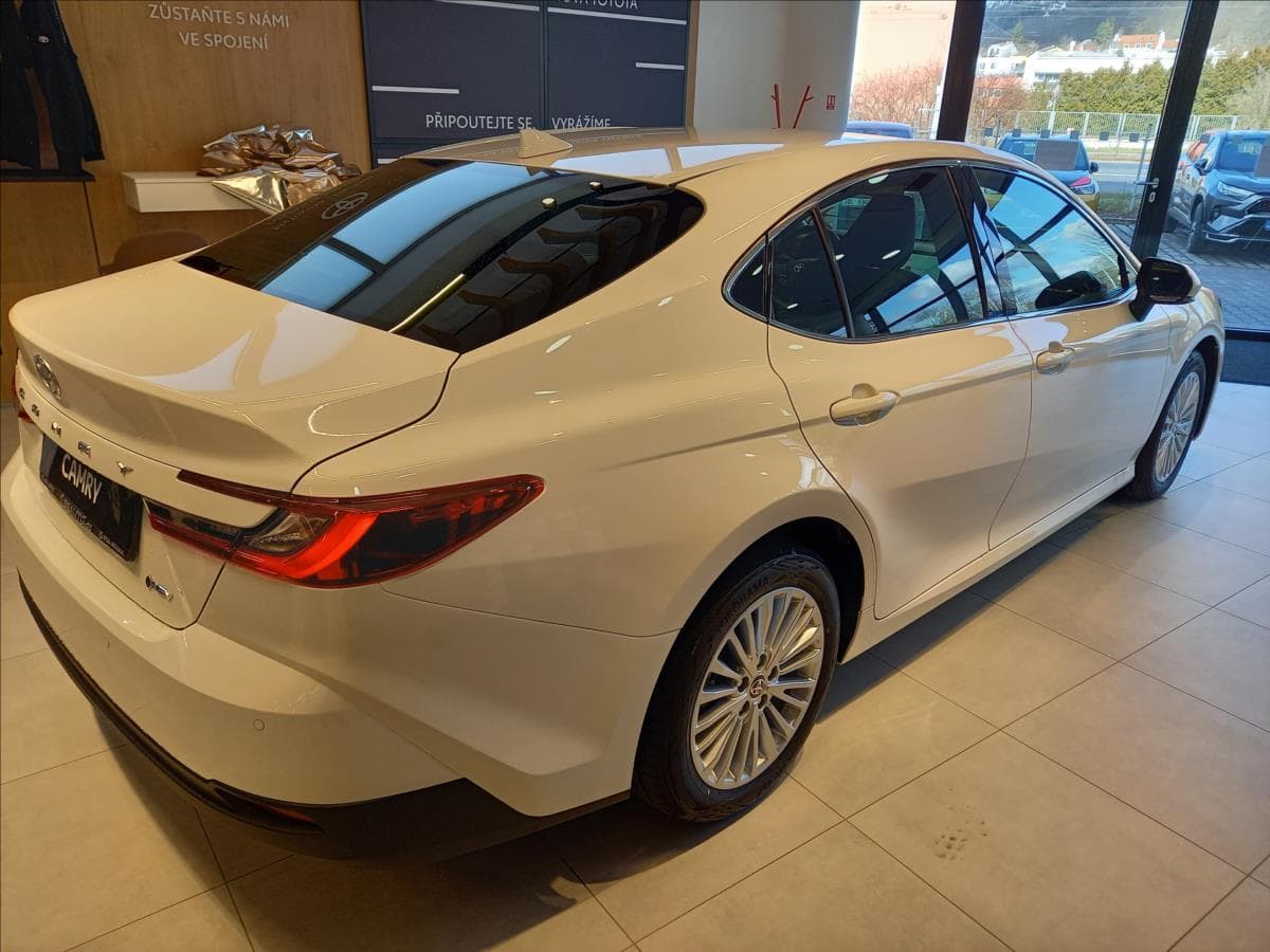 2026 Toyota Camry - 6