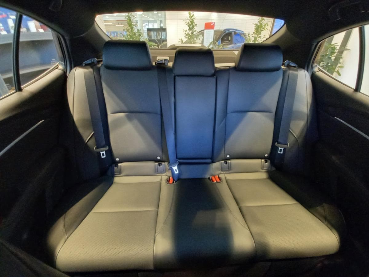 2026 Toyota Camry - 10