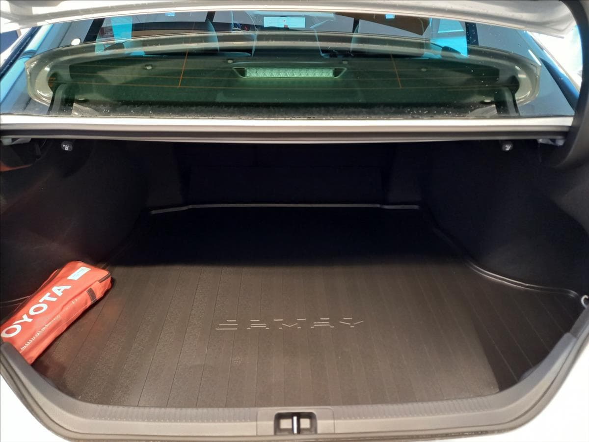 2026 Toyota Camry - 11