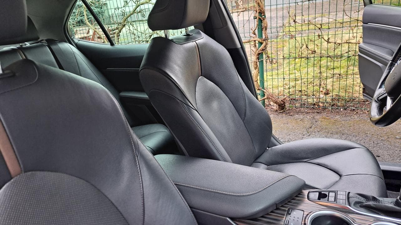 2020 Toyota Camry - 6